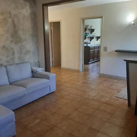Bettina Urbana Apartment Lucca